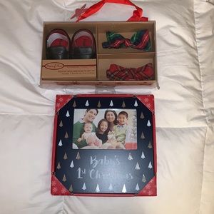Holiday shoe and bow tie set with picture frame